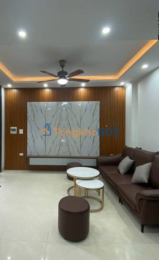 Nhà 4 Tỷ Hà Đông - 140m² 4 Tầng, Ô Tô Vào Nhà, 4PN