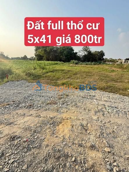 Đất nền Đức Hòa Thượng Long An 205m² 800tr - Sổ đỏ chính chủ