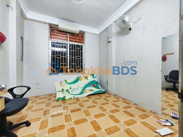 Nhà nguyên căn Ngọc Khánh Ba Đình 24m² 8 triệu - Sẵn sàng ở ngay