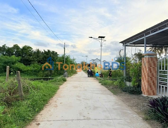 Đất Nền 214.5m² KCN Dốc Đá Trắng - Giá 1.3 Tỷ - Sẵn Sổ Đỏ