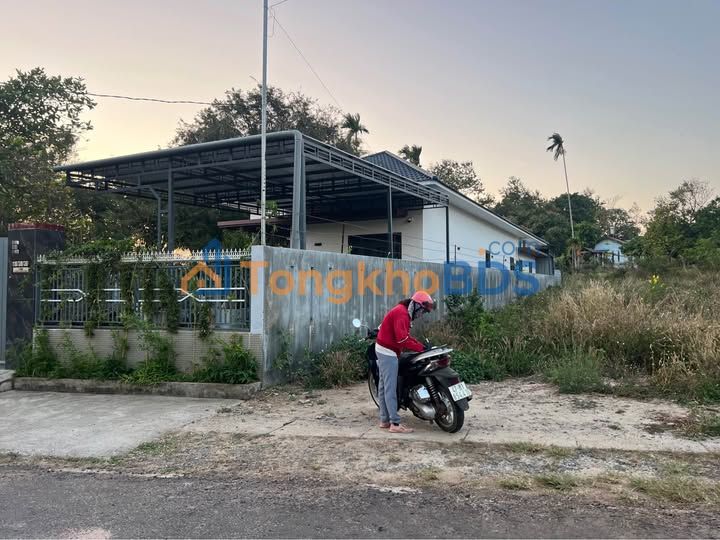 Đất Mai Thị Lựu Buôn Ma Thuột 400m² 52 tỷ - Sổ đỏ chính chủ