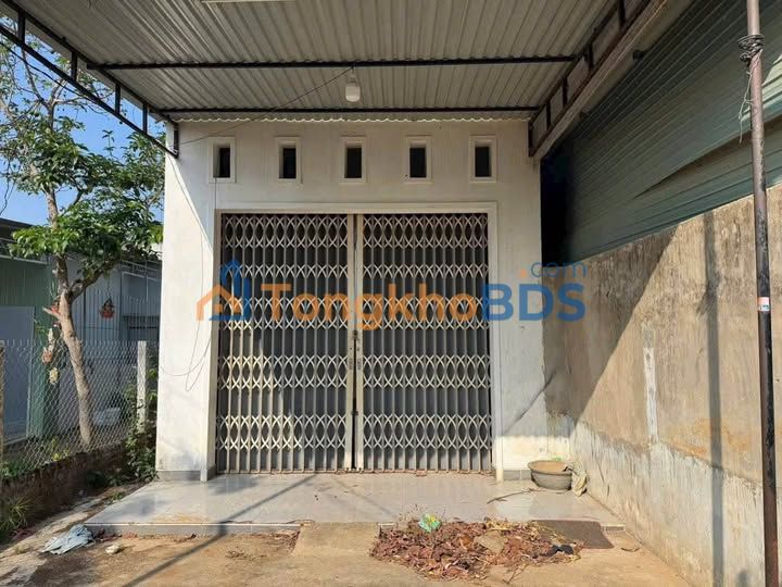 Nhà C4 Chư Hreng Kon Tum 100m² 600-699 triệu - Chính chủ bán