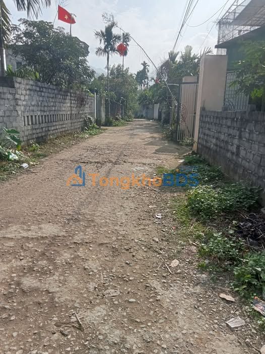 Đất nền 2000m² Tú Sơn, Hòa Bình - Sổ đỏ thổ cư, view đồng đẹp