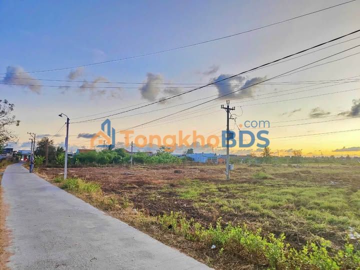 Đất vườn Phan Thiết 1.1 mẫu 3.5 tỷ - Sổ hồng rõ ràng