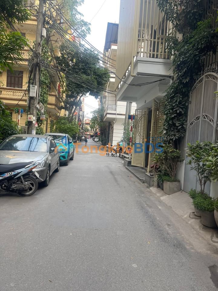 Townhouse Quan Nhan 45m² 17.5 tỷ - Vị trí đắc địa Royal City