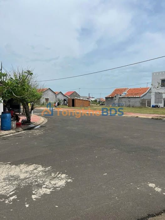 Đất Nền Phú Yên 99m² Sổ Hồng Sẵn Sàng - Giá Tốt Trước Tết