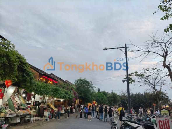 Nhà 2 Mặt Tiền Kinh Doanh Cực Đỉnh - View Sông Hoài, Hội An 150m²