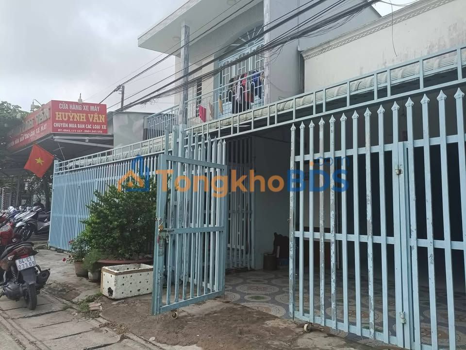 Nhà mặt tiền QL1A Long Hồ 150m² 4 triệu - Mặt tiền kinh doanh