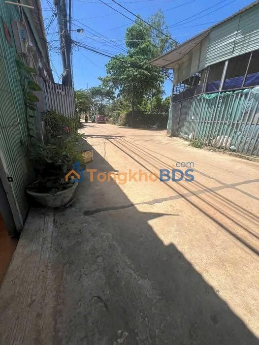 Nhà hẻm 63 Tuệ Tỉnh Pleiku 96m² 1.7 tỷ - Chính chủ bán