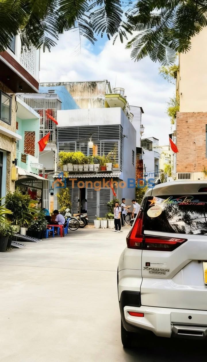 Townhouse Lê Văn Sỹ Q3 29m² 5.75 tỷ - Ô tô vào tận nhà