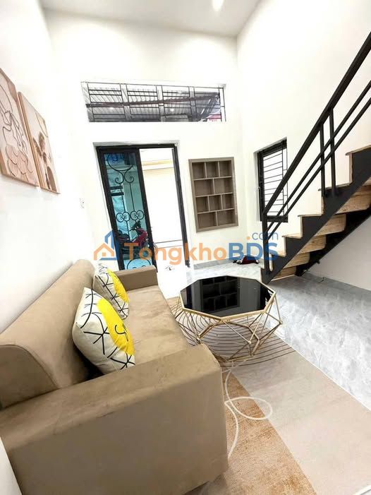 Nhà 25m² Phố Lãm Hà, Kiến An - Giá 650 Triệu, Tặng Sofa & Bình Nóng Lạnh