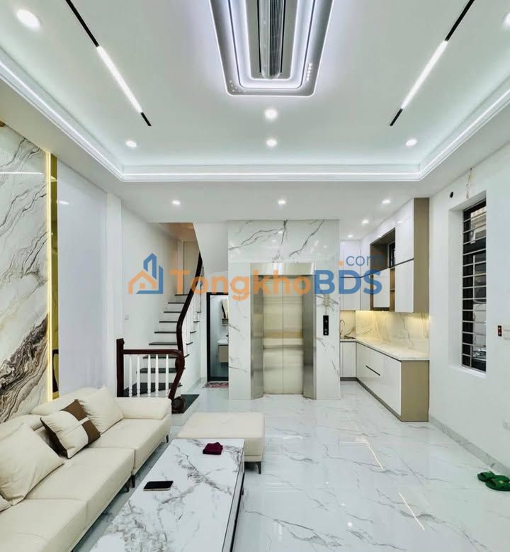 Nhà phố Bạch Mai 63m² 10 tỷ - Ô tô vào tận nhà