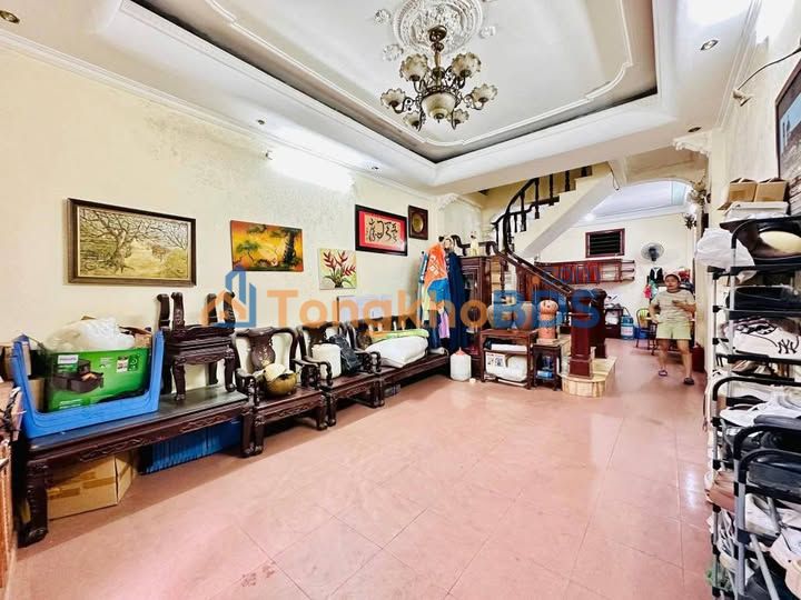 Nhà riêng Dương Quảng Hàm 48m² giá 15.8 tỷ - Ô tô vào tận nhà