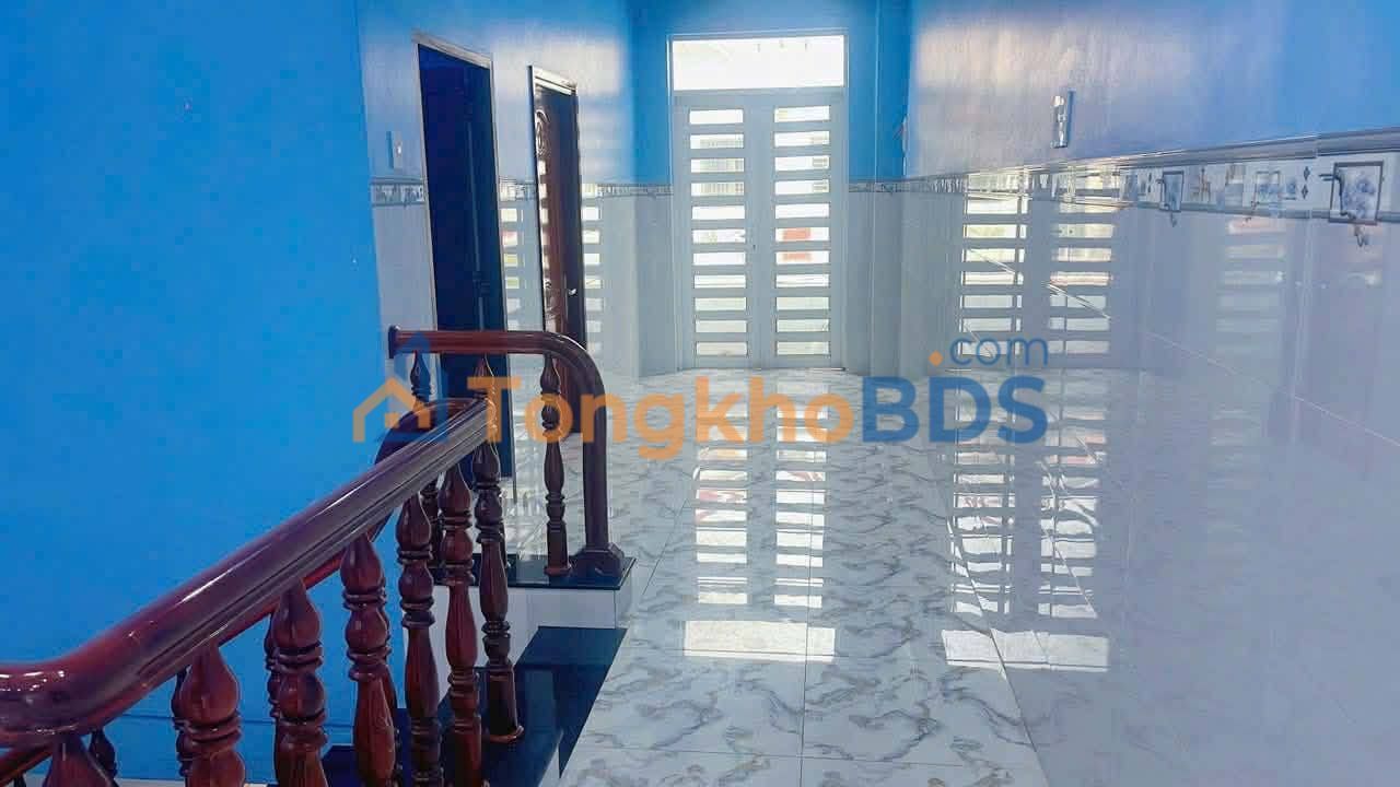 Nhà phố D4 Ngã Năm 100m² 4.7 tỷ - Mặt tiền kinh doanh