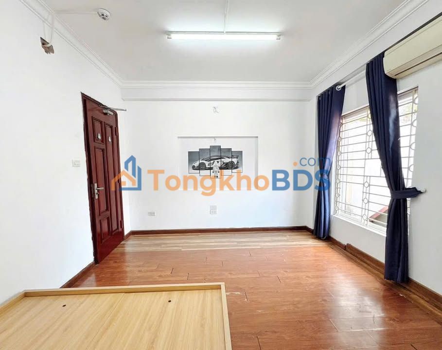 Căn hộ cho thuê Ngõ 97 Văn Cao 4 triệu - View đẹp