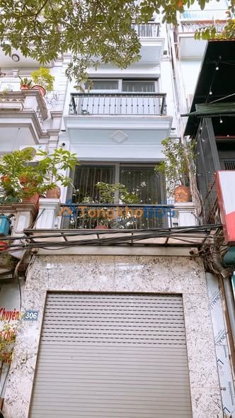 Nhà riêng Hoàng Quốc Việt Cầu Giấy 62m² 11.08 tỷ - Ô tô vào nhà