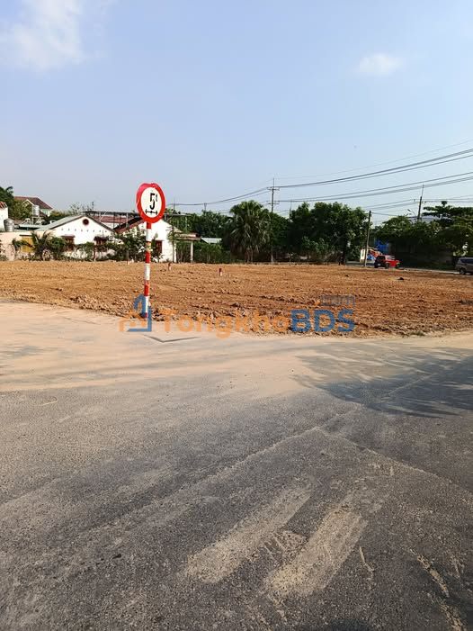 Nhà phố Quận 12 100m² 2 tỷ - Mặt tiền kinh doanh