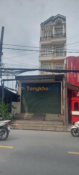 Nhà phố Phan Văn Hớn Hóc Môn 134m² 11.3 tỷ - Ô tô vào tận nhà