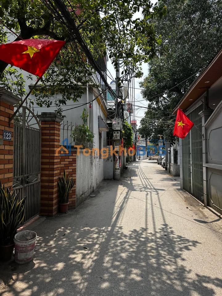 Đất Thị trấn Văn Điển 50m² 5 tỷ - Sổ đỏ chính chủ