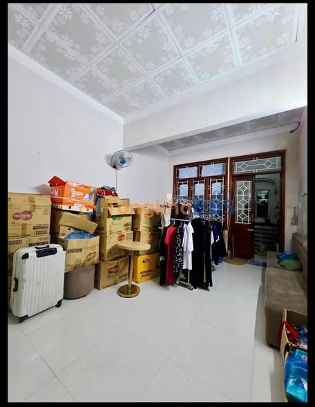 Yêu cầu thêm thông tin