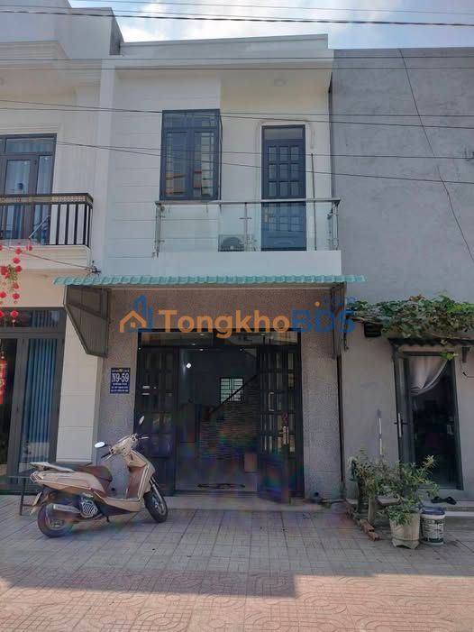 Nhà 1 Trệt 1 Lầu Full Nội Thất, 40m² - KDC Cát Tường Phú Sinh, Đức Hòa