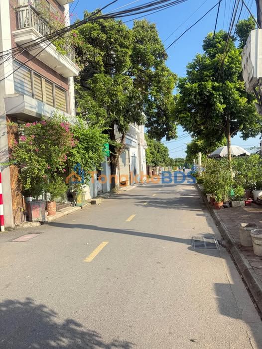 Nhà riêng Đặng Xá Gia Lâm 57m² giá 6.5 tỷ - Ô tô tránh