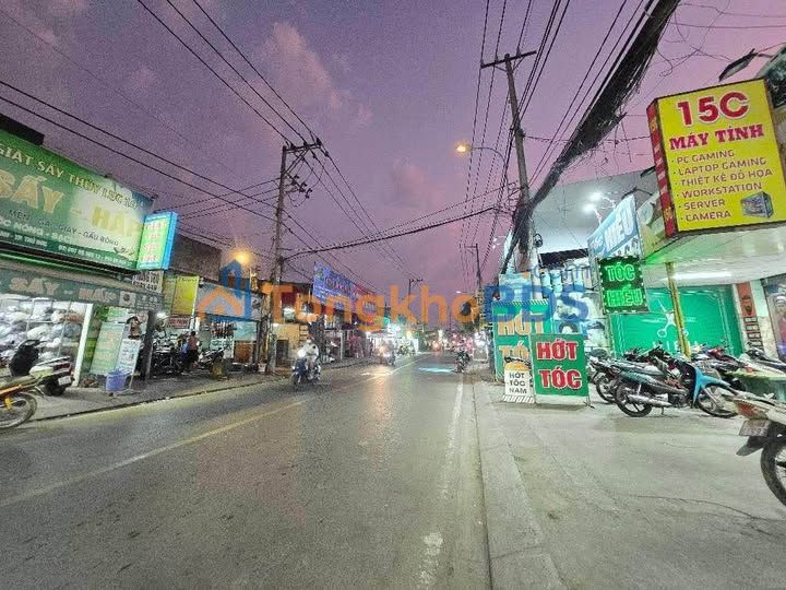 Nhà phố Đường 42 Hiệp Bình Chánh 105m² - Mặt tiền KD