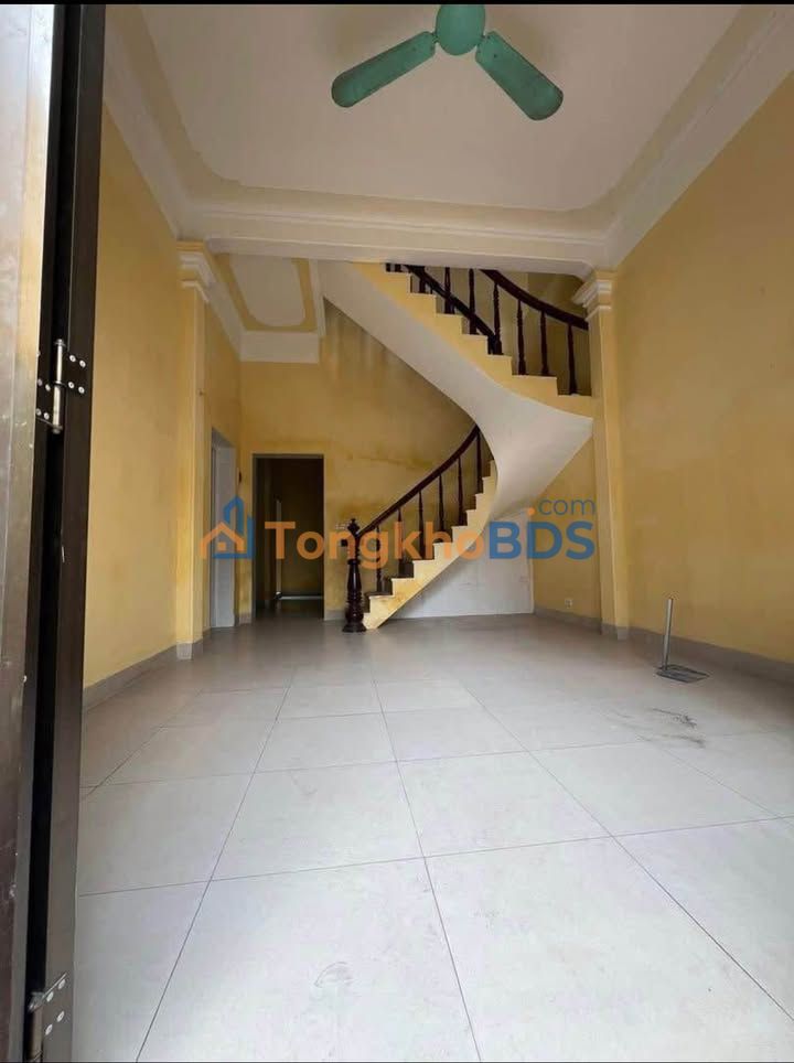 Nhà 2 tầng Trường Chinh Nam Định 79m² - Sẵn sàng ở ngay