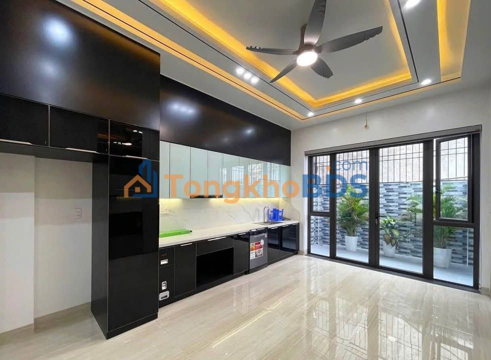 Nhà Nam Cầu Bính Hồng Bàng 68m² 8.9 tỷ - Ô tô vào tận nhà
