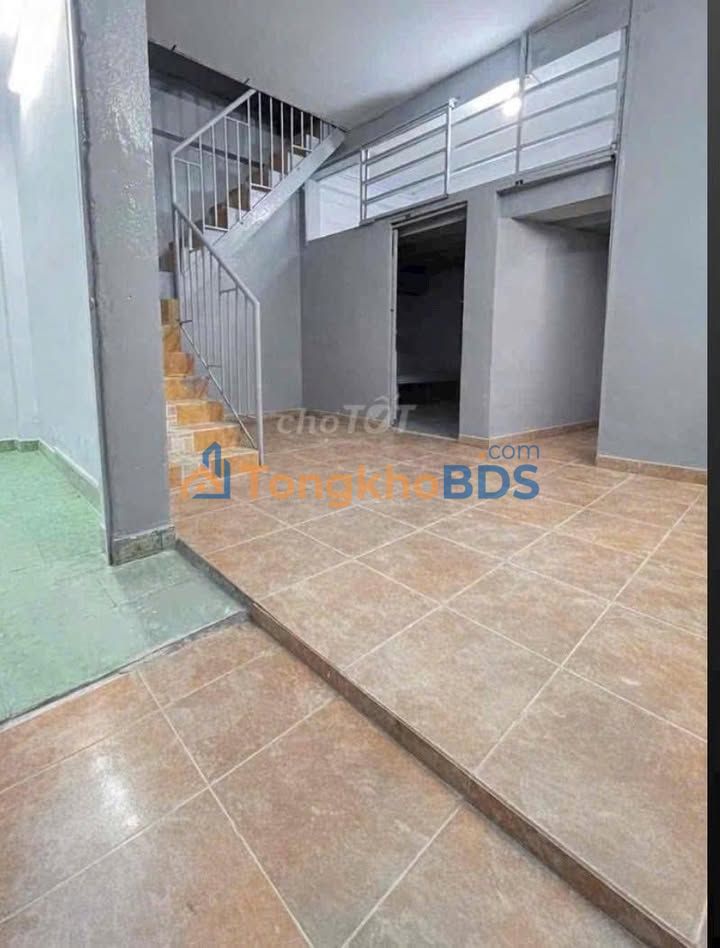 Nhà CHDV Huỳnh Khương An P5 14 triệu - Sẵn sàng ở ngay