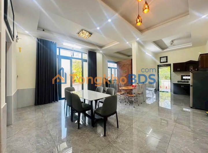 Nhà 2 mặt tiền Nguyễn Phúc Chu Huế 223m² 3 tỷ - Ô tô vào nhà