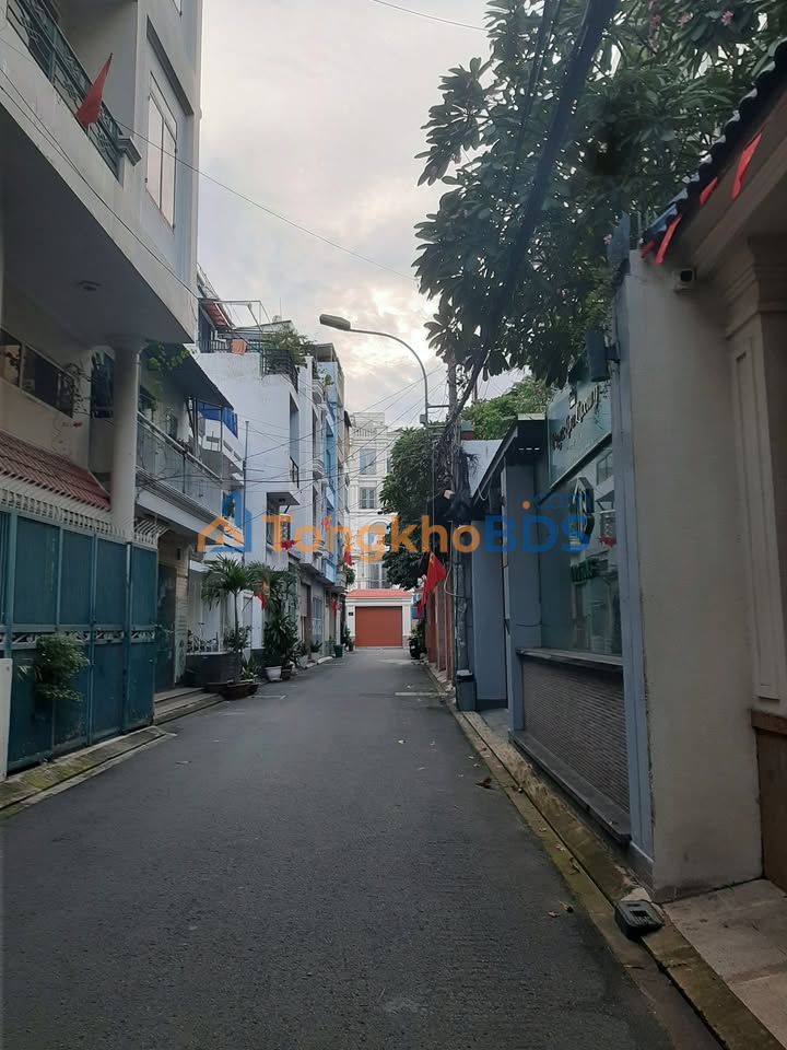 Nhà phố Lạc Long Quân Tân Bình 97m² 10 tỷ - Chính chủ bán