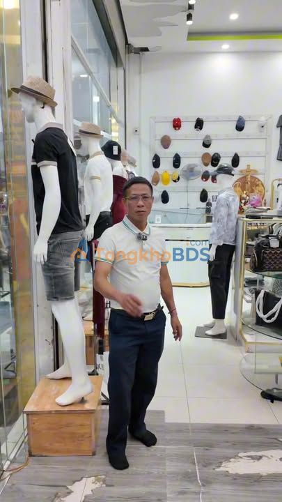 Nhà phố Dĩ An D1 300m² 10 tỷ - Mặt tiền kinh doanh