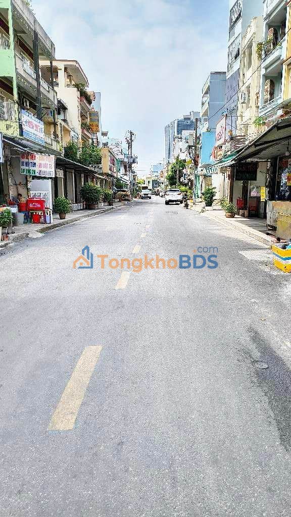 Nhà riêng Hồng Bàng Q11 63m² 8 tỷ - Ô tô vào tận nhà