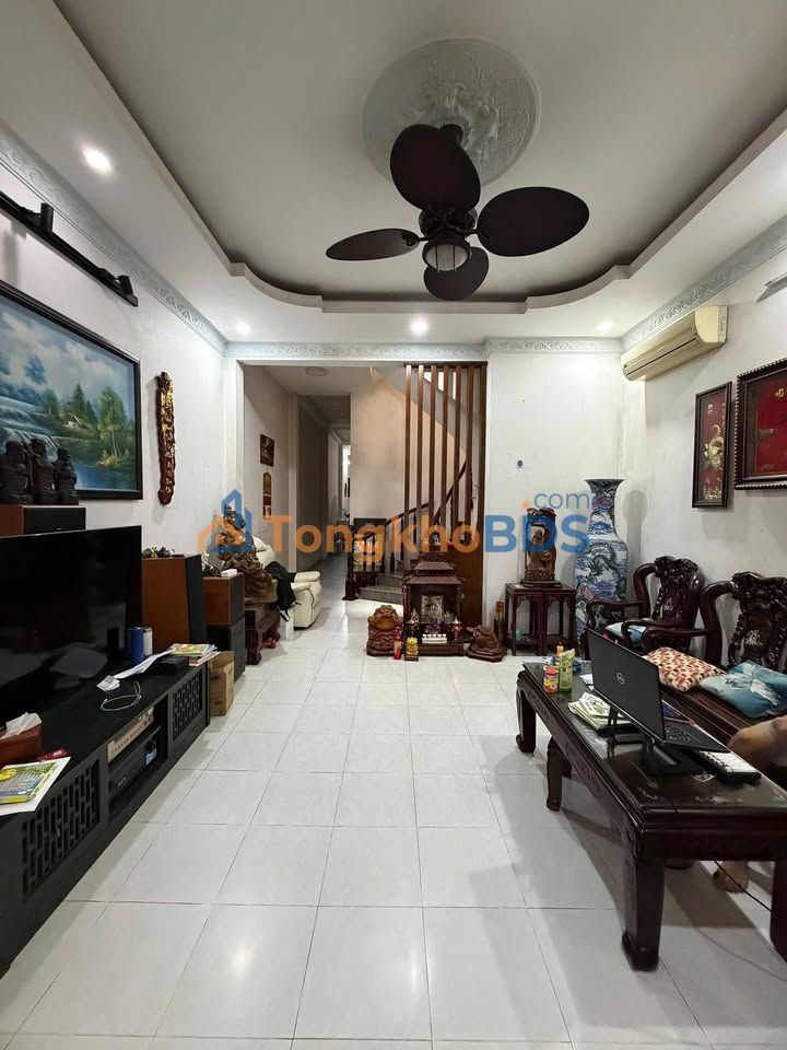 Nhà mặt tiền Nguyễn Duy Trinh 27 triệu 121m2 - Thích hợp KD