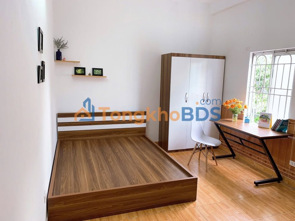 Phòng trọ Lạc Long Quân Cầu Giấy 27m² 3.2-3.5 triệu - An ninh