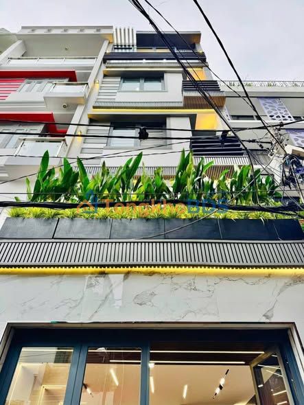 Nhà Ngủ Xe Hơi Quang Trung P8, Gò Vấp - 7.99 Tỷ, 4 Tầng, Full Nội Thất