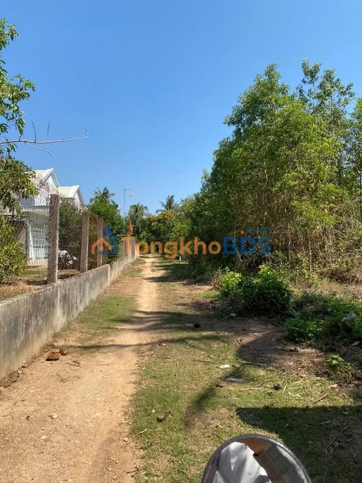 Đất nền Vinh Quang Kon Tum 175m² 3xx triệu - Sổ đỏ chính chủ