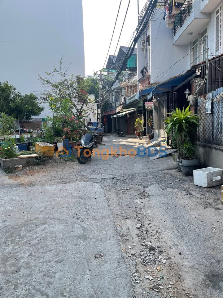 Nhà Ni Sư Huỳnh Liên Tân Bình 45m² 6.8 tỷ - Vị trí đẹp tiện chợ