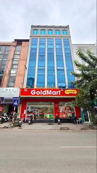 Nhà phố Đê La Thành 912m² 150tr/th - Mặt tiền kinh doanh