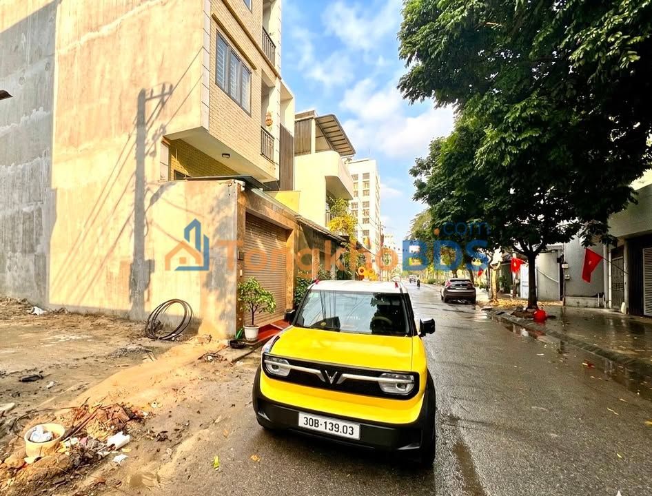 Nhà phố Việt Hưng 61m² 14 tỷ - Mặt tiền kinh doanh