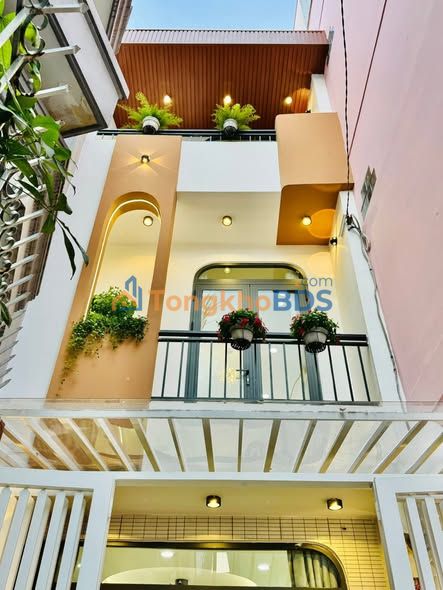 Nhà Hẻm Xe Hơi Lê Tự Tài, Phú Nhuận - 3 Tầng, 4PN, 3.2 Tỷ