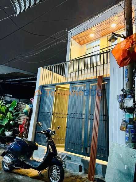 Nhà 2 Tầng Hóc Môn - 60m² Gần Sân Banh Thới Tứ - 2.59 Tỷ