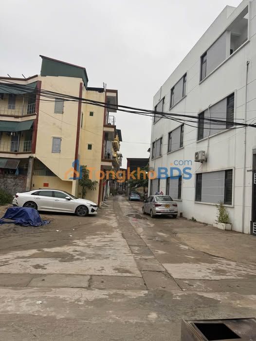 Nhà 3 Tầng Xây Thô, Ngay Nhà Văn Hóa Hai Vân, Bắc Ninh - 55m²