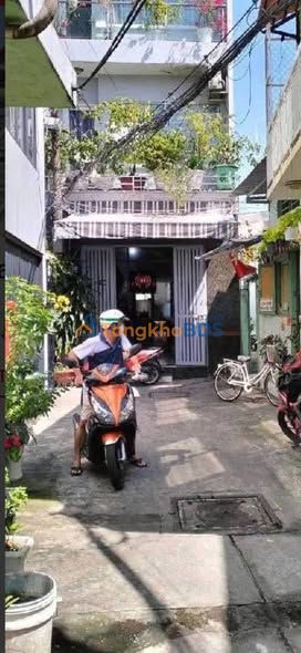 Townhouse Đoàn Văn Bơ Q4 110m² 8 tỷ - Đầu tư sinh lời