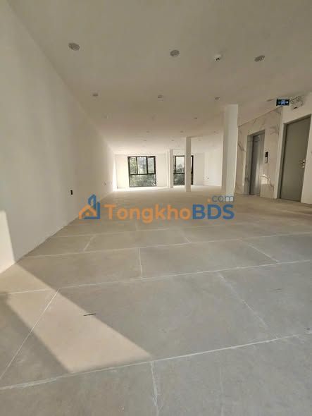 Văn phòng Kiều Mai 360m2 15-17tr/th - Sẵn sàng làm việc