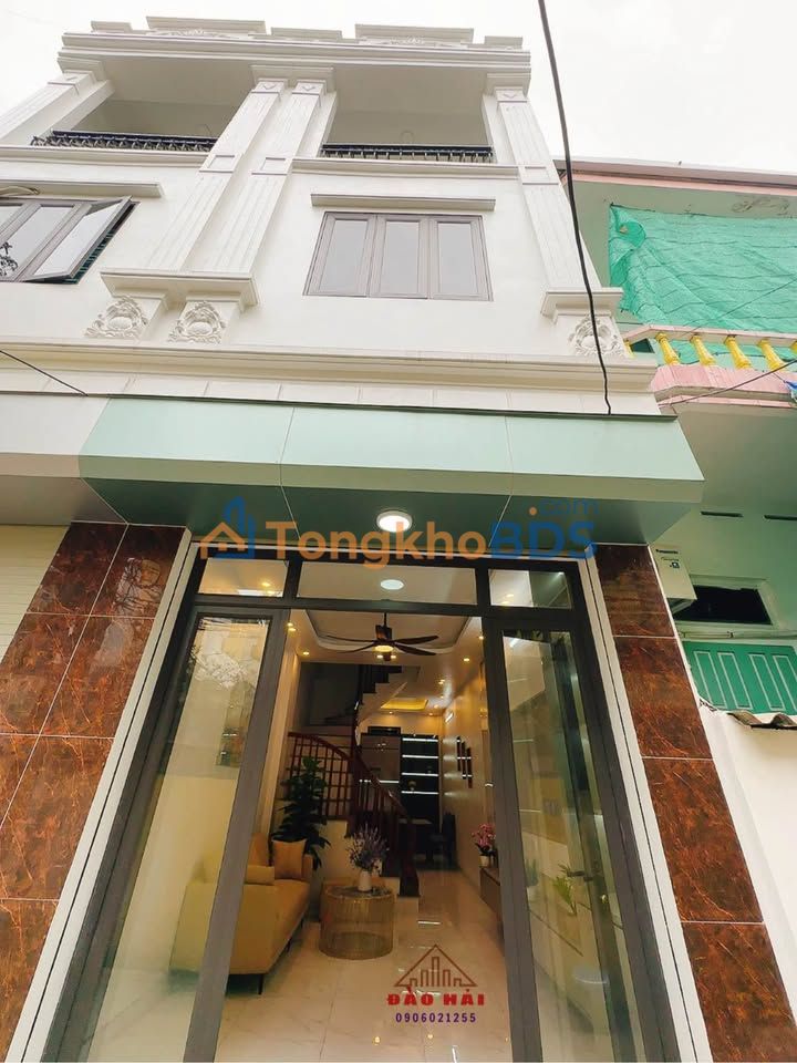 Nhà 3 tầng Bồ Xuyên 42m² 2,2 tỷ - Sẵn sàng ở ngay