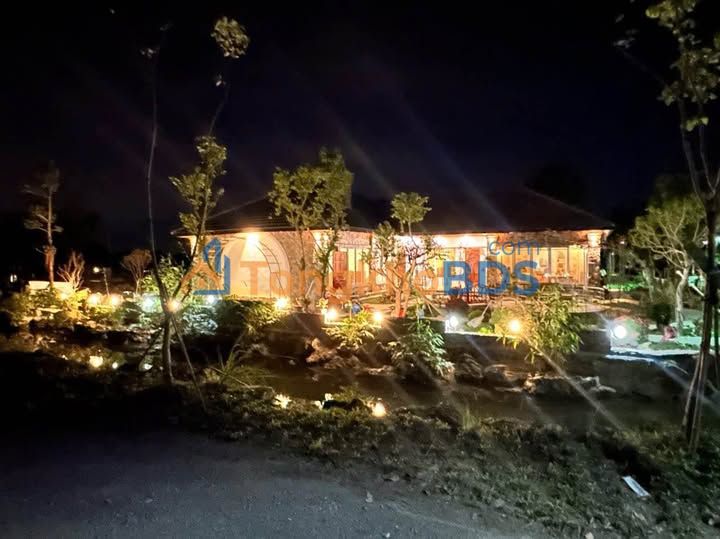 Townhouse Cuc Phuong Xuan Phuong 1000m2 9 ty - Loi nhuan cao