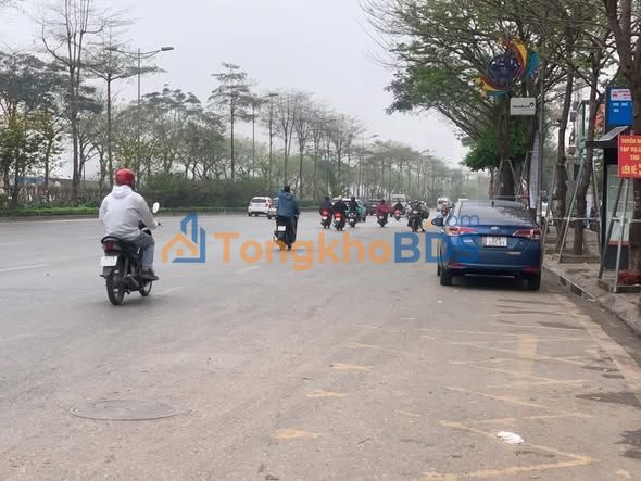 Nhà riêng Võ Chí Công 35m² 5 tỷ - Ô tô gần, sẵn ở