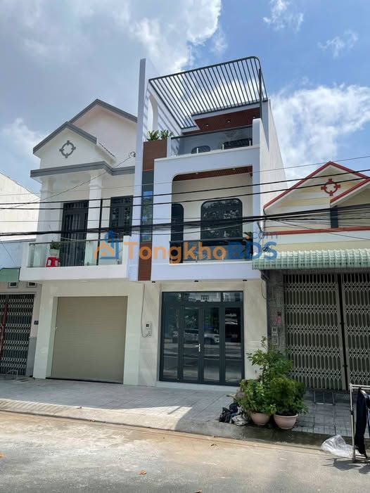 Nhà 3 Tầng Mặt Tiền Nguyễn Tất Thành, Mỹ Phước - Kinh Doanh/Ở Đều Tuyệt Vời